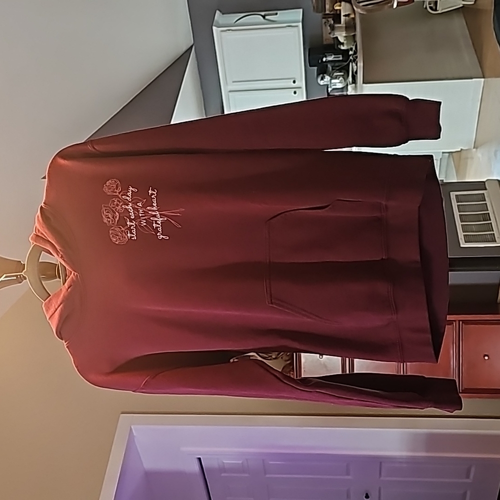 FIFTH SUN HOODIE